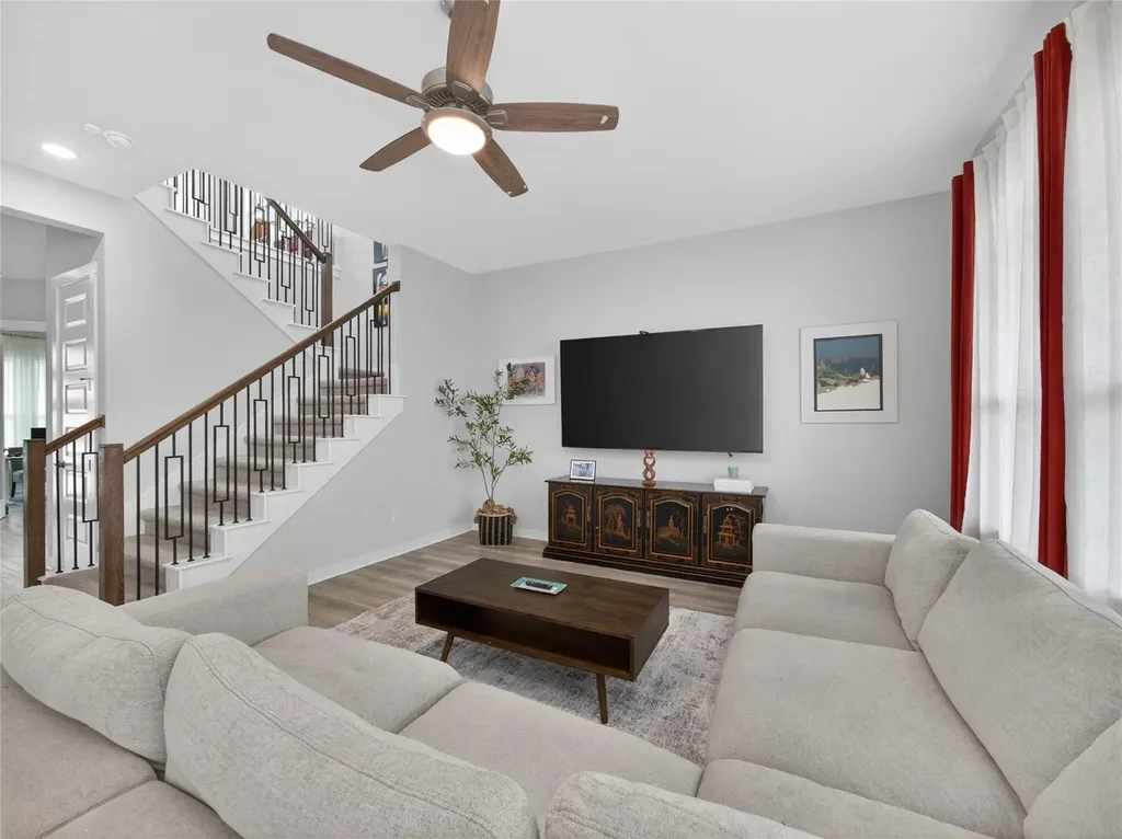 321 Lariat Loop Liberty Hill TX 78642