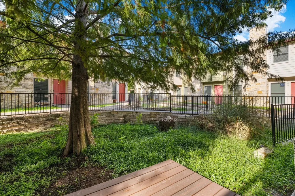 6900 E Riverside Drive Austin TX 78741