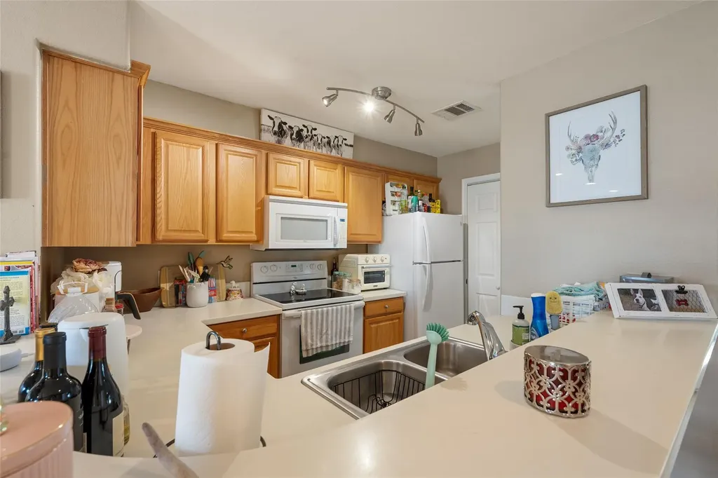 6900 E Riverside Drive Austin TX 78741