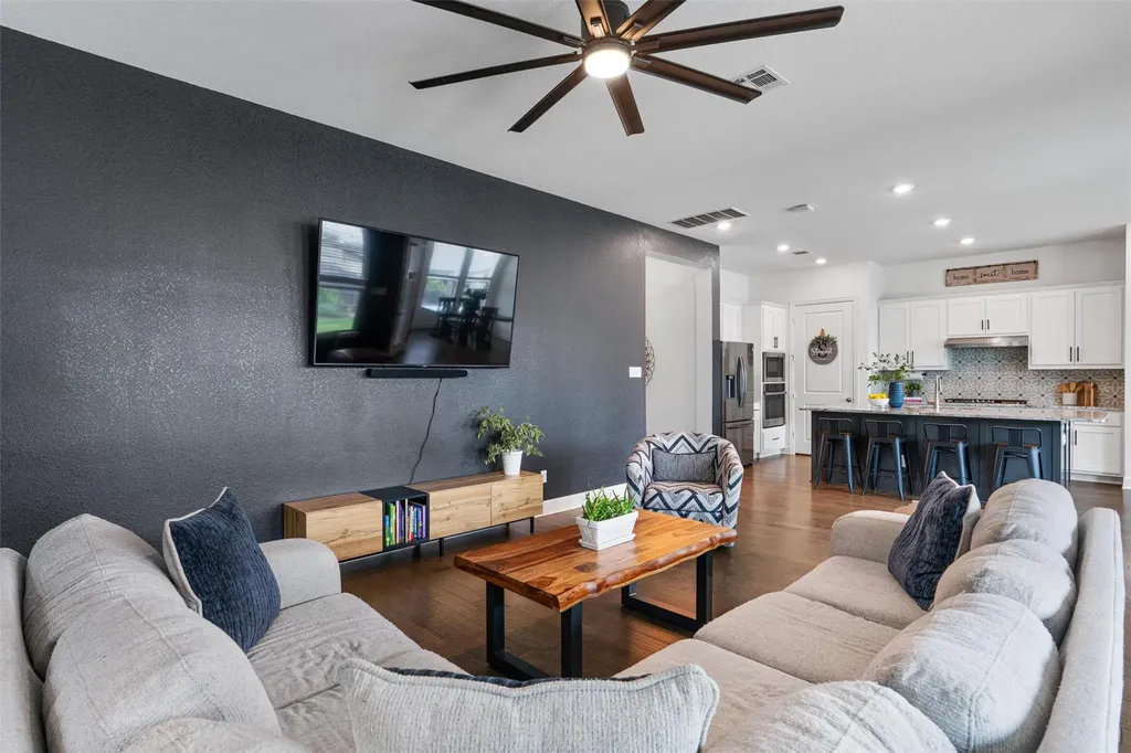 105 Fatorria Cove Georgetown TX 78628