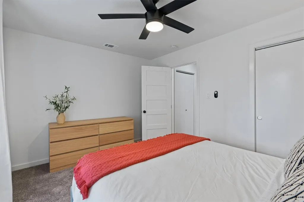 800 Huntingdon Place Austin TX 78745