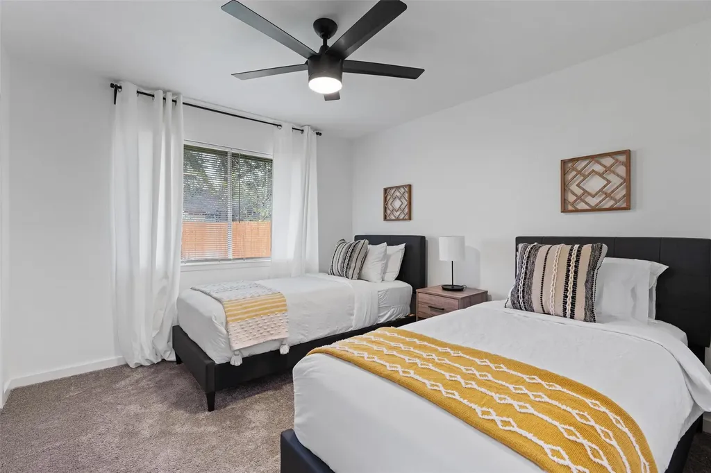 800 Huntingdon Place Austin TX 78745