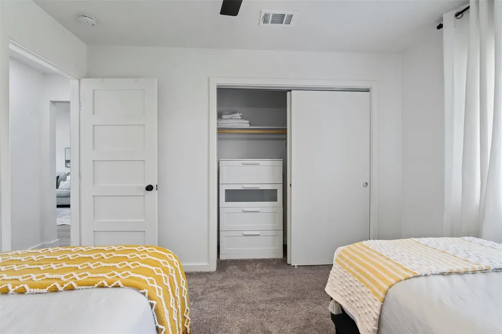 800 Huntingdon Place Austin TX 78745