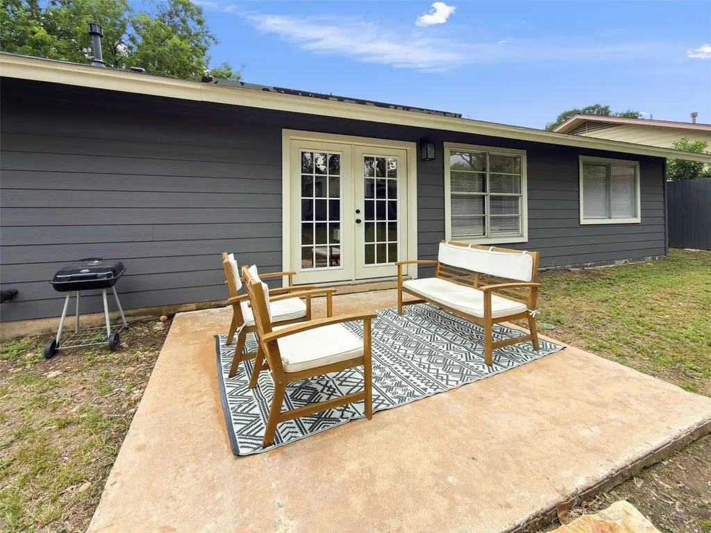 800 Huntingdon Place Austin TX 78745