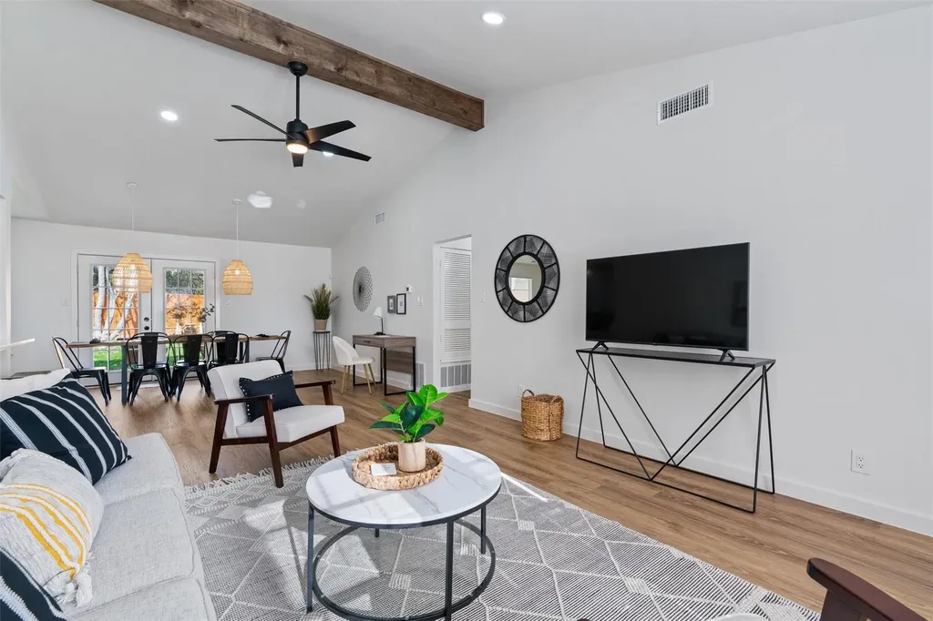 800 Huntingdon Place Austin TX 78745