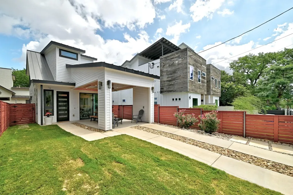 1704 E 13th Street Austin TX 78702