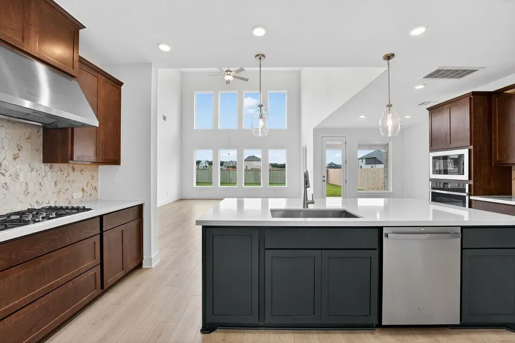 201 Las Posas Drive Liberty Hill TX 78642