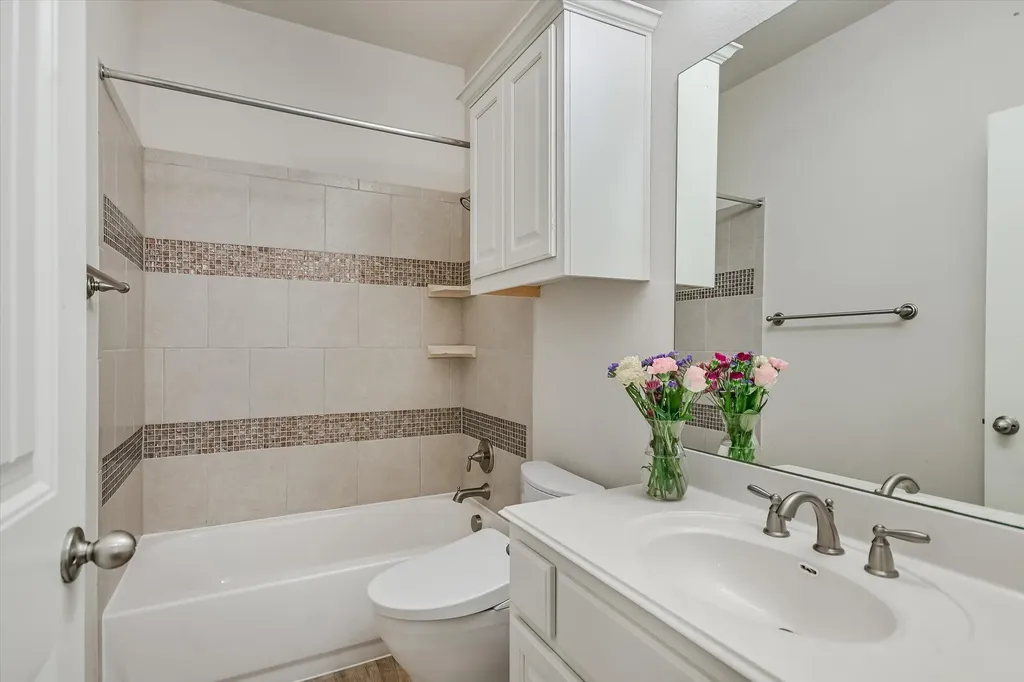 2300 Lookout Range Drive Leander TX 78641