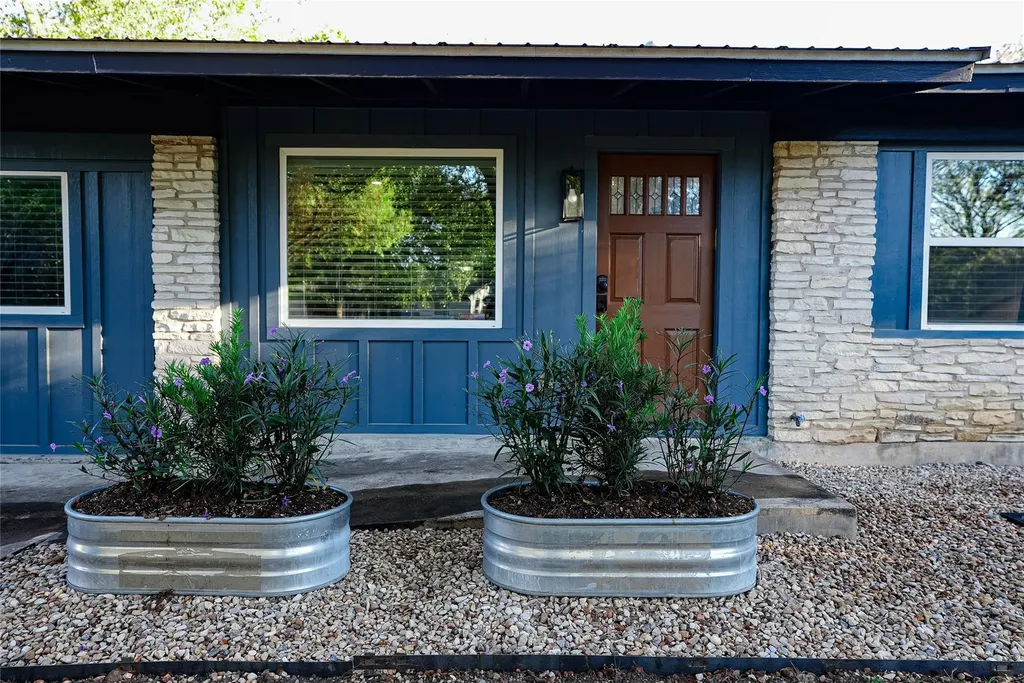 204 Chippendale Avenue Austin TX 78745