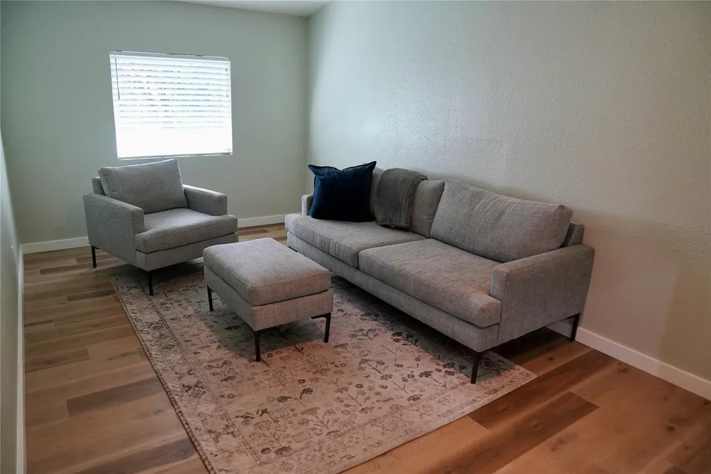 204 Chippendale Avenue Austin TX 78745