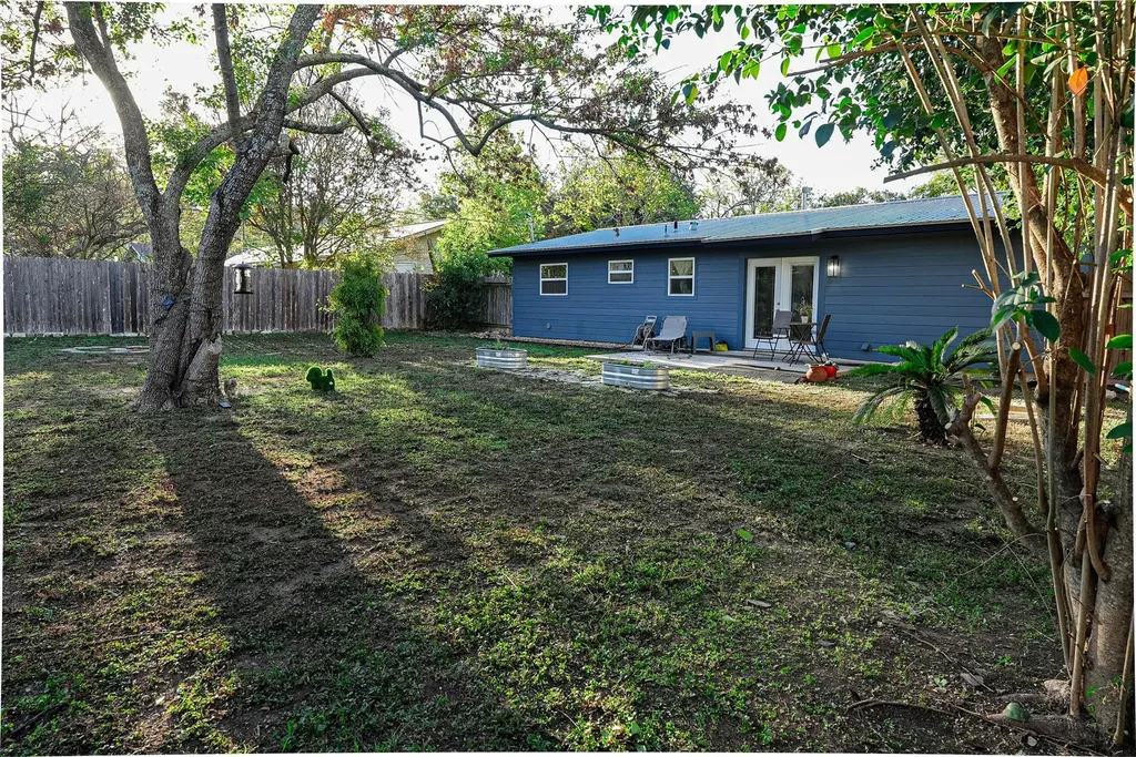 204 Chippendale Avenue Austin TX 78745