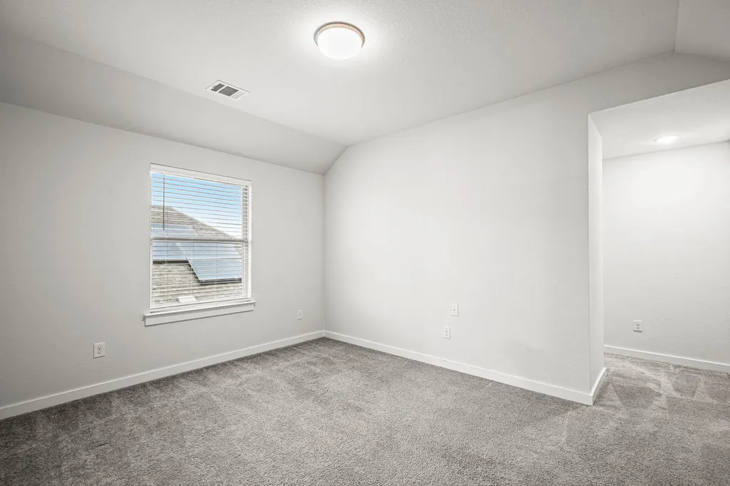 841 Spinnaker Loop Kyle TX 78640