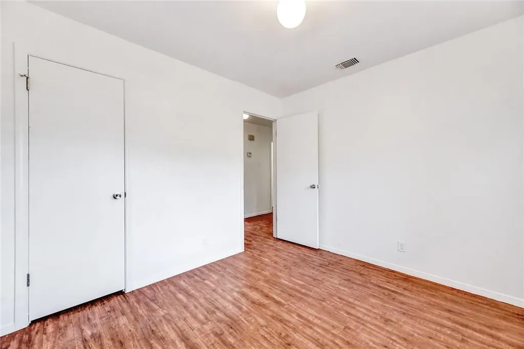11904 Broad Oaks Drive Austin TX 78759