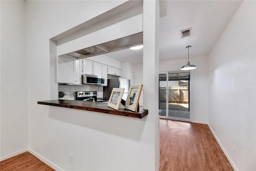 11904 Broad Oaks Drive Austin TX 78759