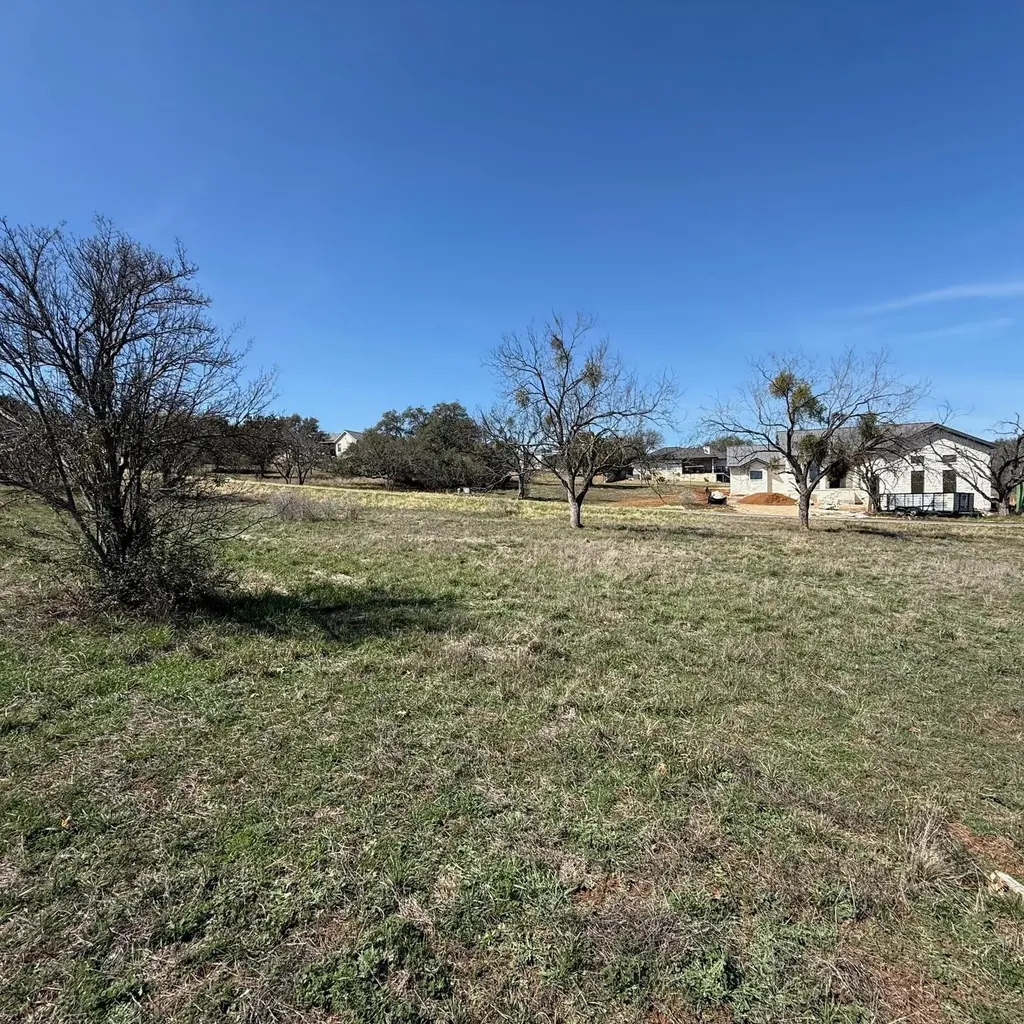315 Sweetgrass Horseshoe Bay TX 78657
