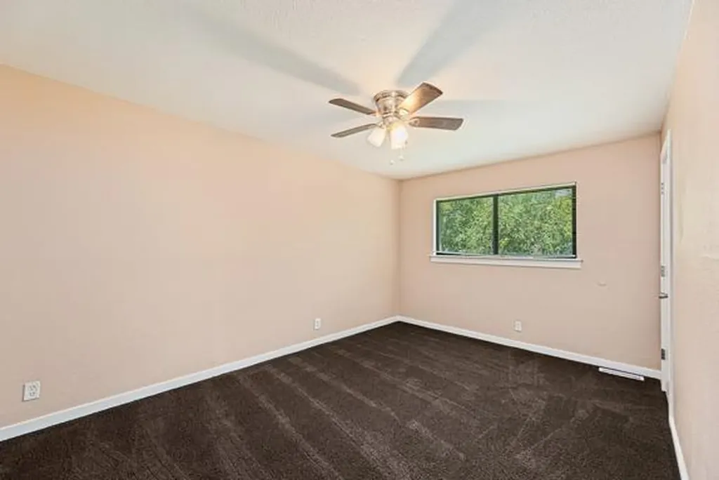 8524 Dryfield Drive Austin TX 78758