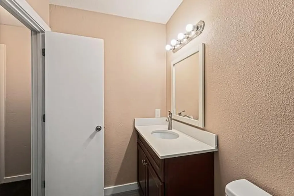 8524 Dryfield Drive Austin TX 78758