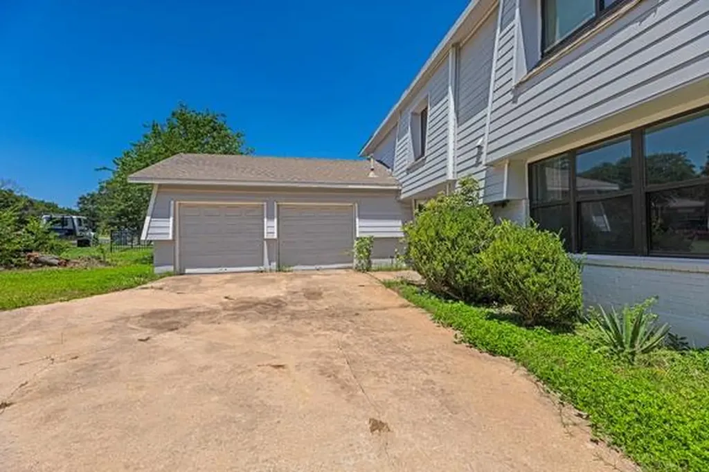 8524 Dryfield Drive Austin TX 78758