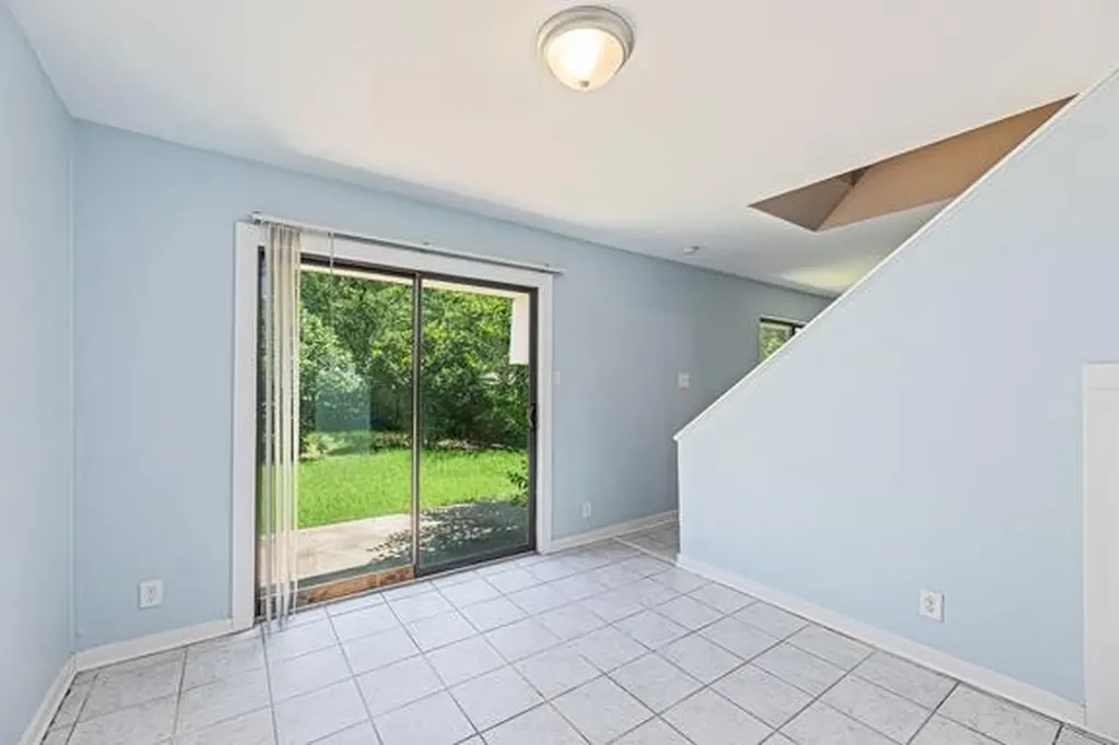 8524 Dryfield Drive Austin TX 78758