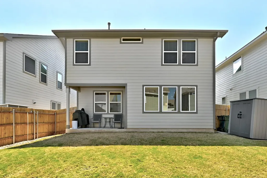 2033 Winston Way Leander TX 78641
