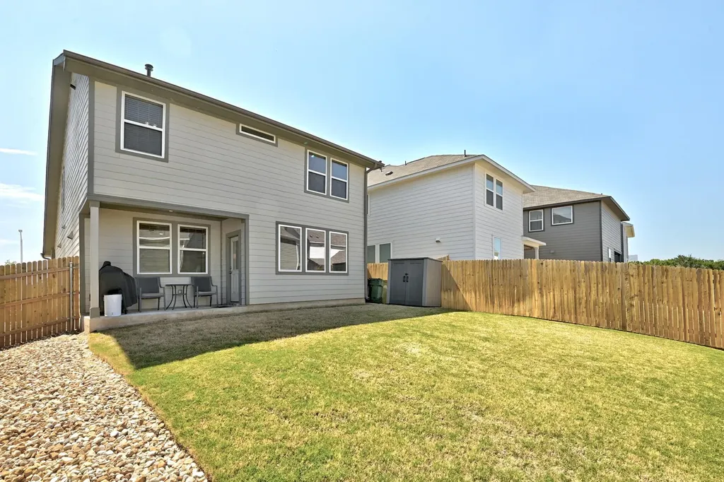 2033 Winston Way Leander TX 78641