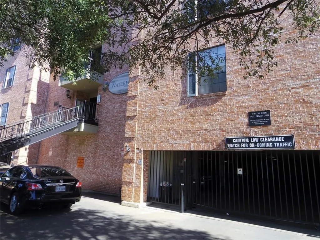 2401 Leon Street Austin TX 78705