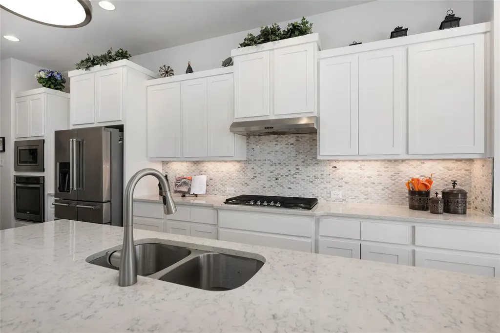 2308 Belen Drive Leander TX 78641