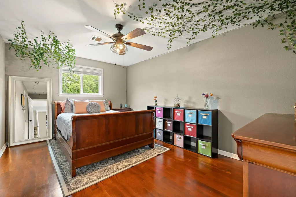 1007 S Gabriel Drive Leander TX 78641