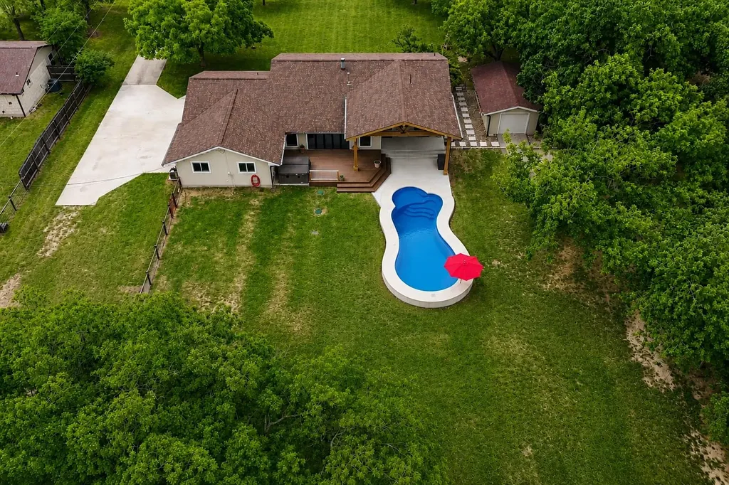 1007 S Gabriel Drive Leander TX 78641