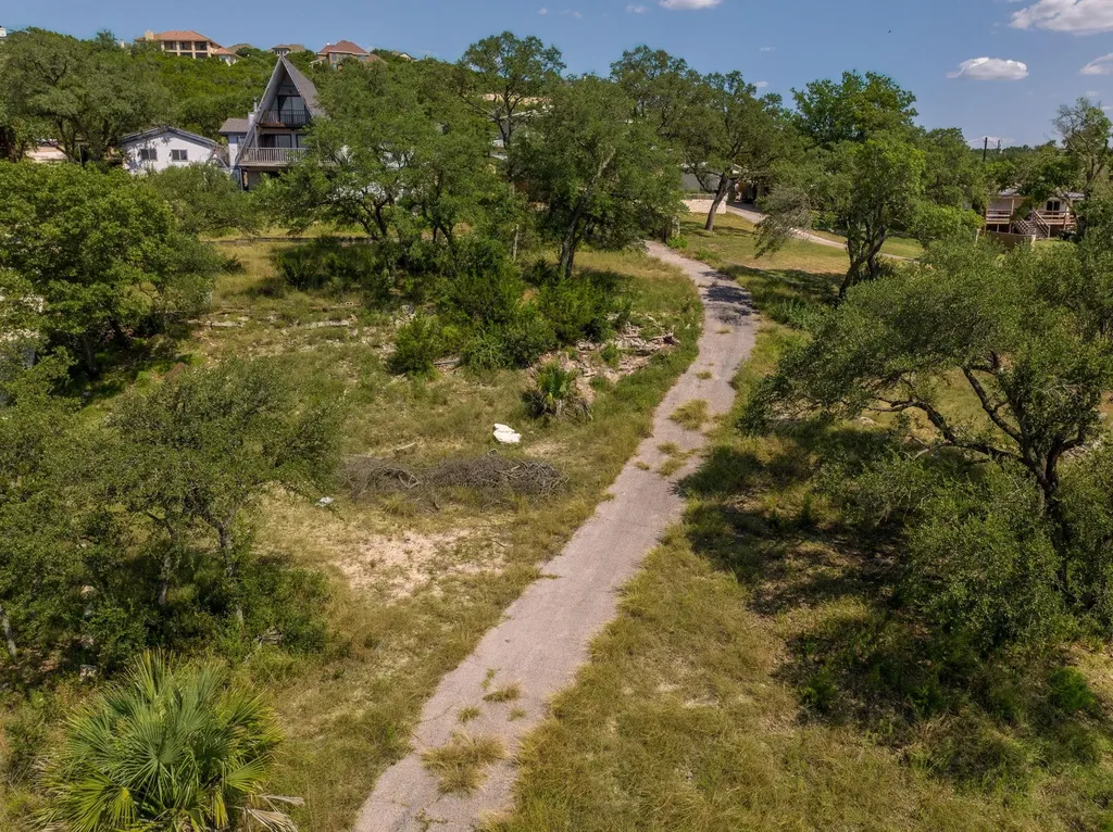 19625 Lakehurst Loop Spicewood TX 78669