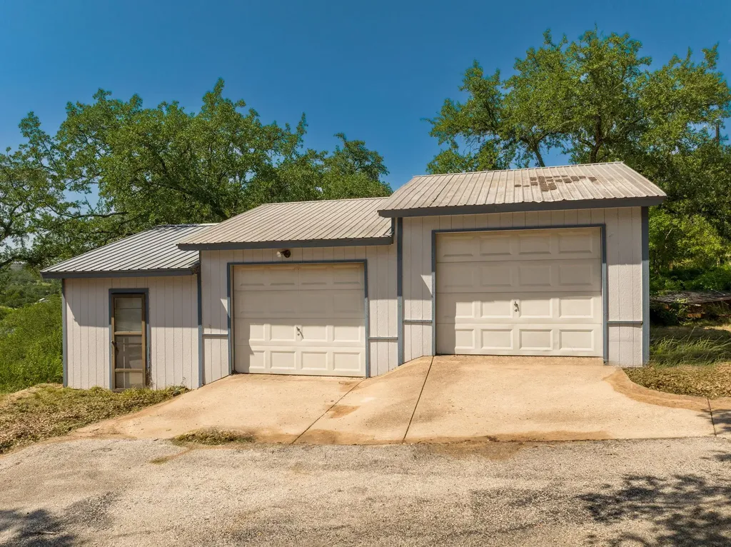 19625 Lakehurst Loop Spicewood TX 78669