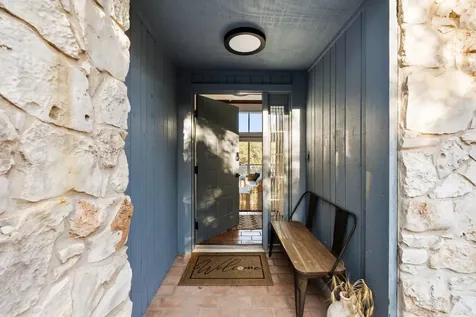 42 La Buena Vista Drive Wimberley TX 78676