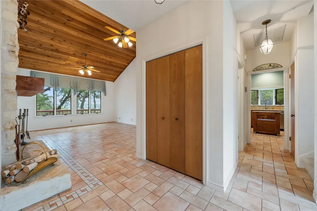 4505 Poteau Circle Austin TX 78734