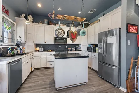 173 County Road 458a Thorndale TX 76577