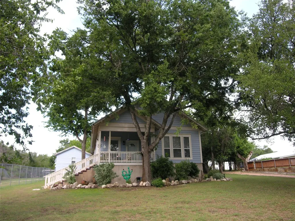 13 Cockrell Circle Lampasas TX 76550