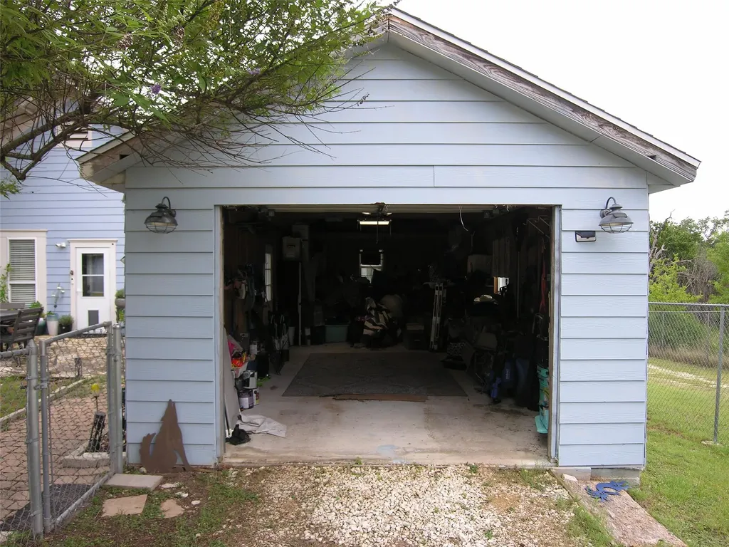 13 Cockrell Circle Lampasas TX 76550
