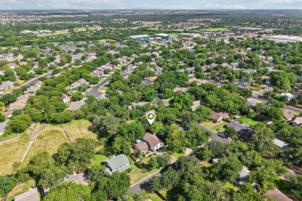 9203 Comburg Drive Austin TX 78748