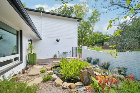 9203 Comburg Drive Austin TX 78748