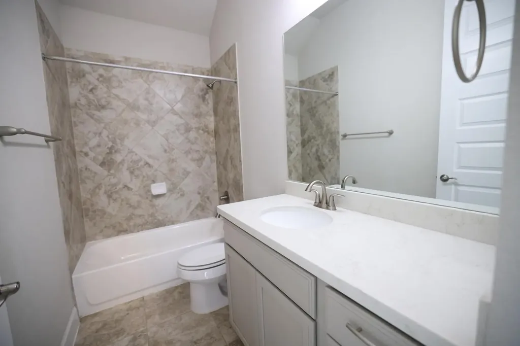 5301 Ponte Tresa Drive Austin TX 78738