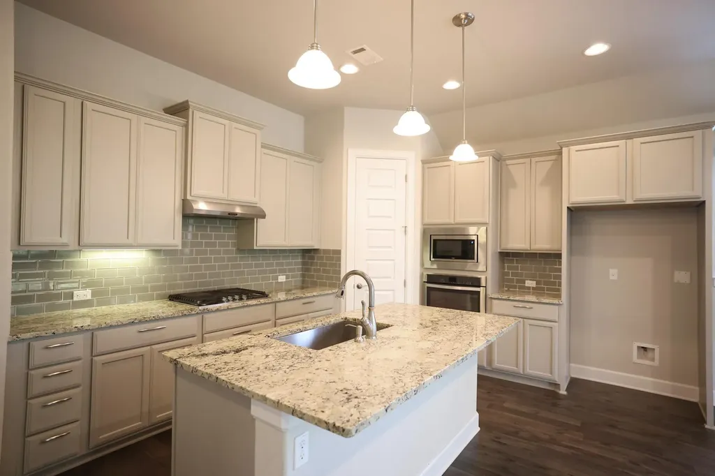 5301 Ponte Tresa Drive Austin TX 78738