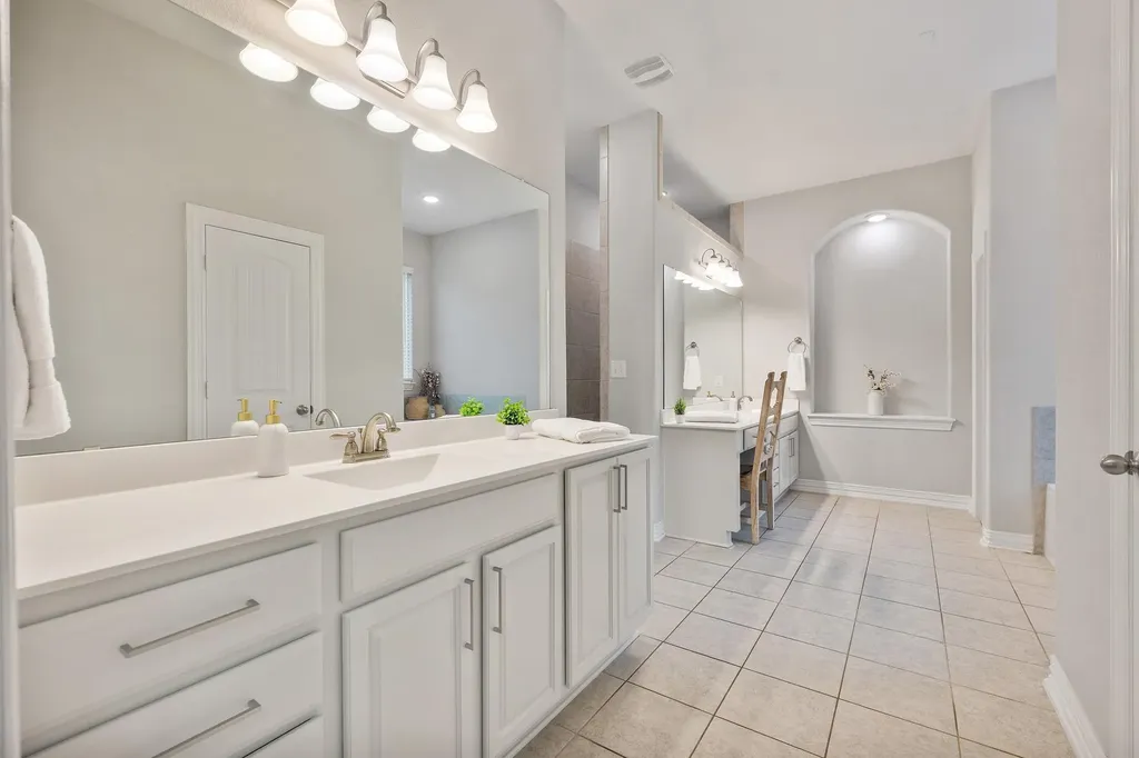 7513 Leonardo Drive Round Rock TX 78665