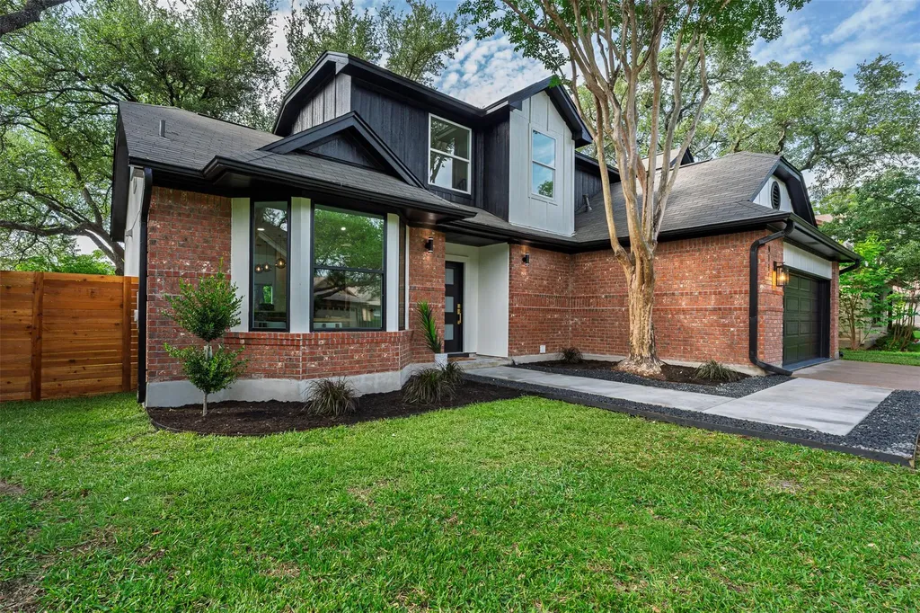 9111 Hazelhurst Drive Austin TX 78729
