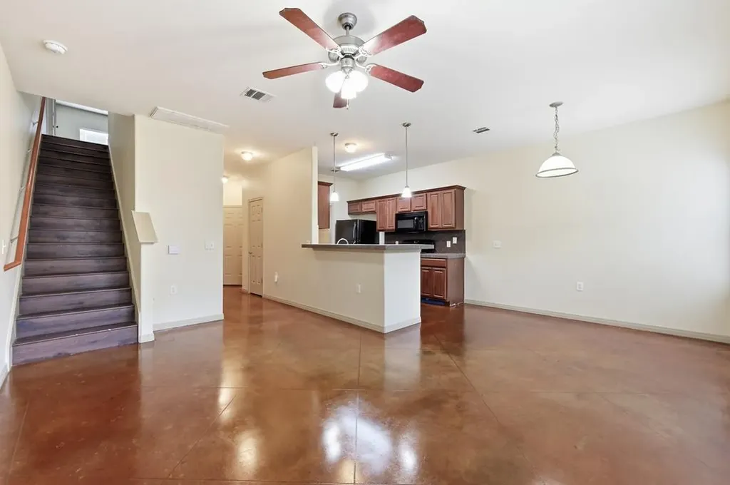 6015 Ponca Street Austin TX 78741