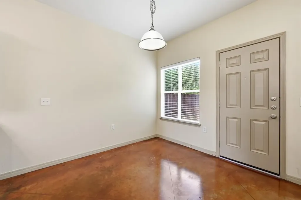 6015 Ponca Street Austin TX 78741