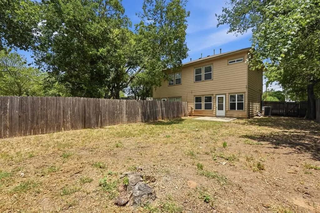 6015 Ponca Street Austin TX 78741