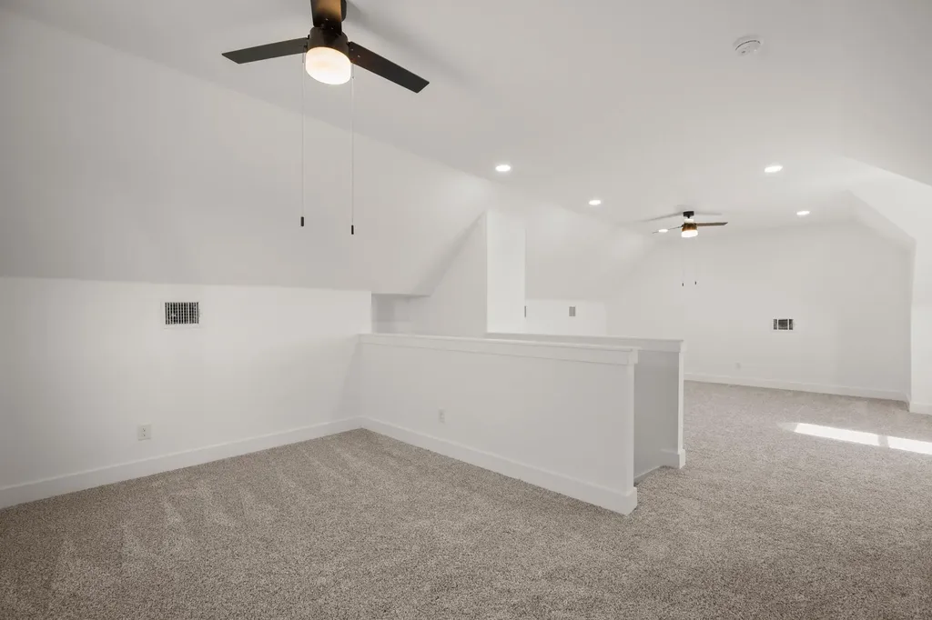 142 Desperado Loop Del Valle TX 78617