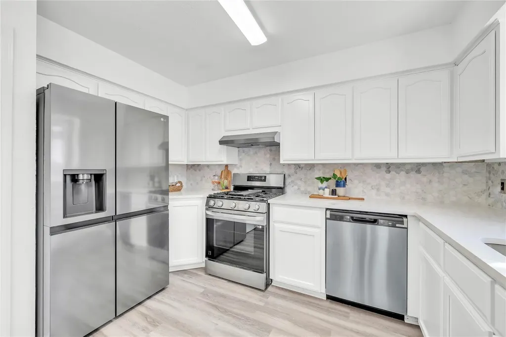 1800 Tamra Court Round Rock TX 78681