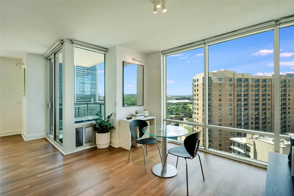 300 Bowie Street Austin TX 78703