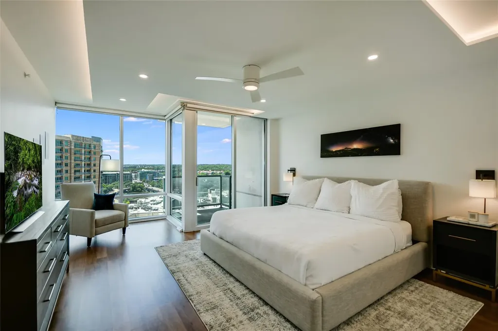 300 Bowie Street Austin TX 78703