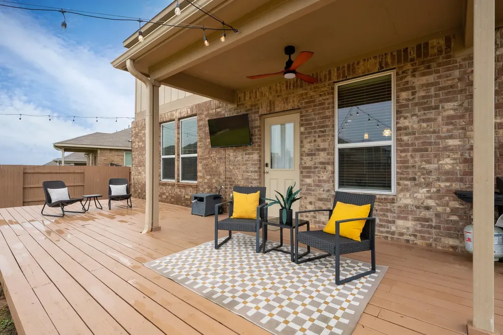 129 Purple Heart Drive Buda TX 78610